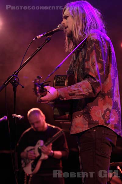 WOLVES AND MOONS - 2012-12-11 - PARIS - Gaite Lyrique - 
